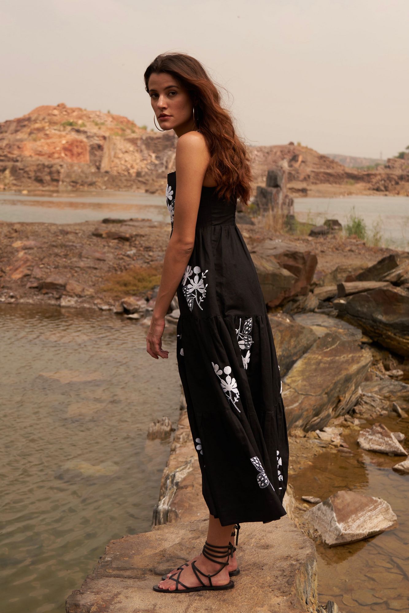 DESERT ROSE BLACK COLOR COTTON LINEN SLEEVELESS MIDI LENGTH LINED TIER DRESS WITH HAND EMBROIDERY
