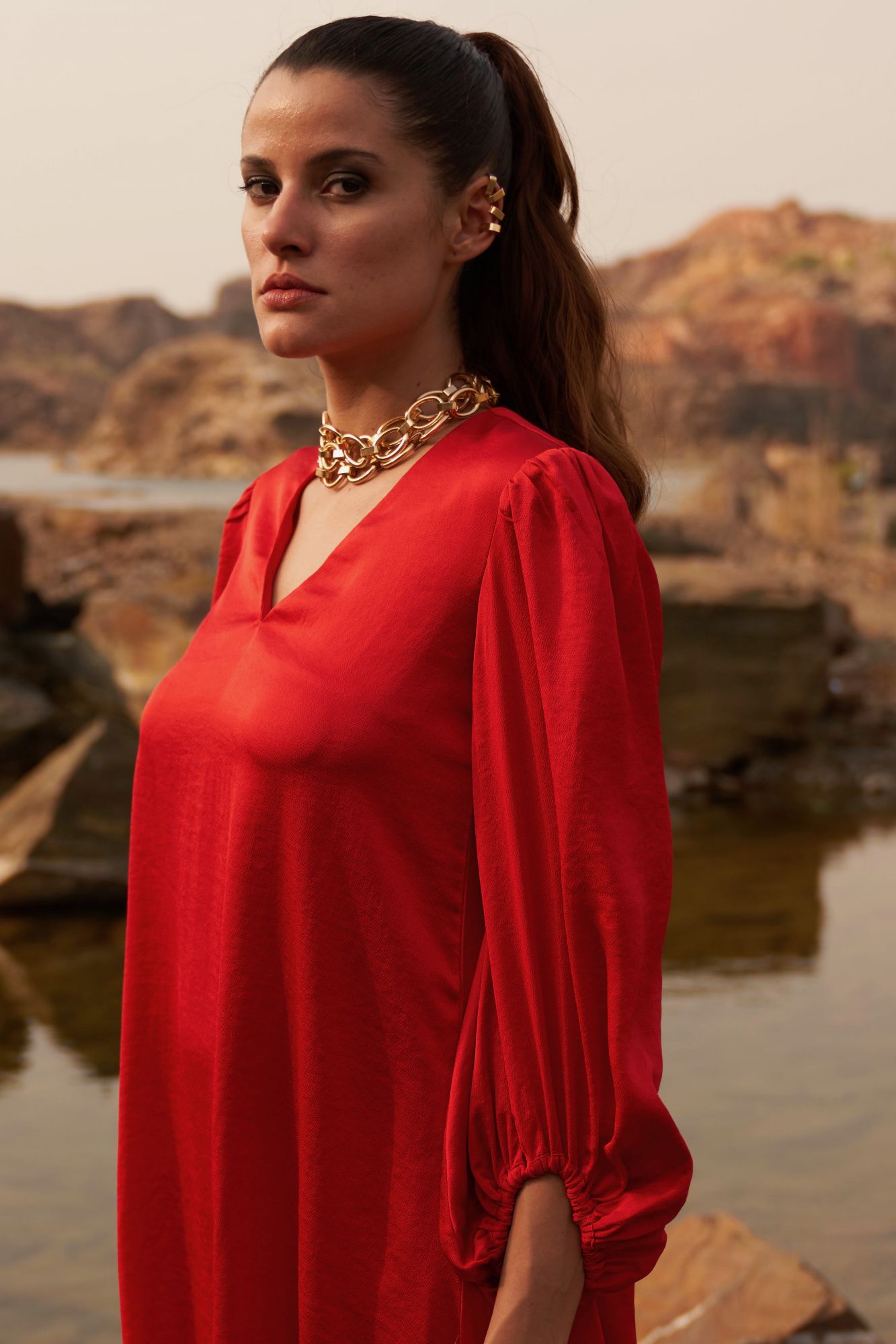 DESERT ROSE RED COLOR TEXTURED SATIN V-NECK 34TH SLEEVES TUNIC WITH PANT CO-ORDINATE