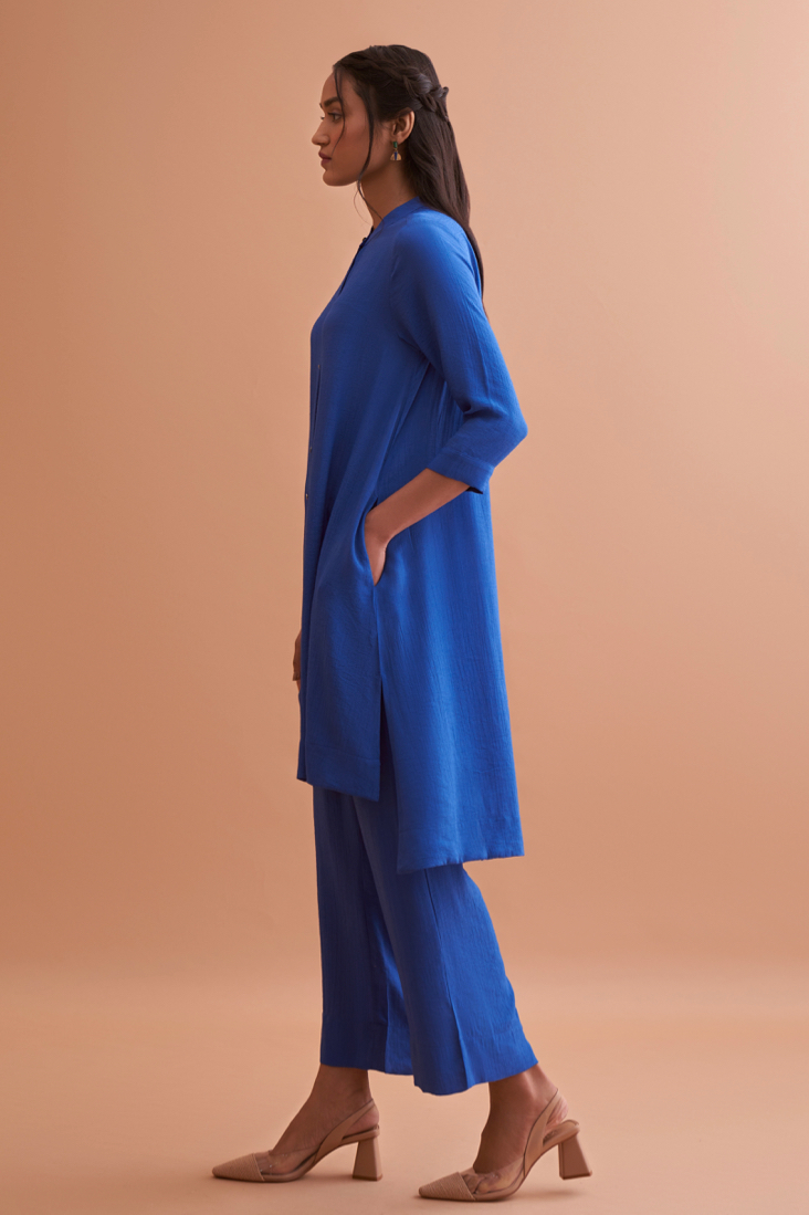 AMALFI SOLID BLUE RAYON CREPE  TEXTURED FABRIC 34TH LENGTH SLEEVES TUNIC AND PANT CO-ORDINATE