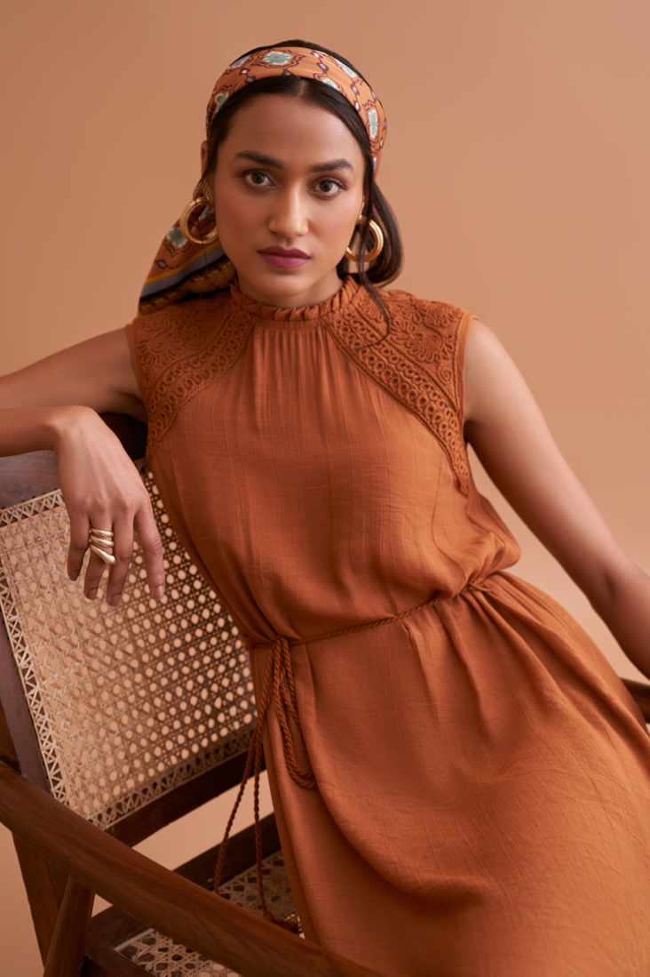 AMALFI SOLID BROWN TEXTURED RAYON CREPE MIDI LENGTH SLEEVELESS DRESS WITH HAND EMBROIDERY