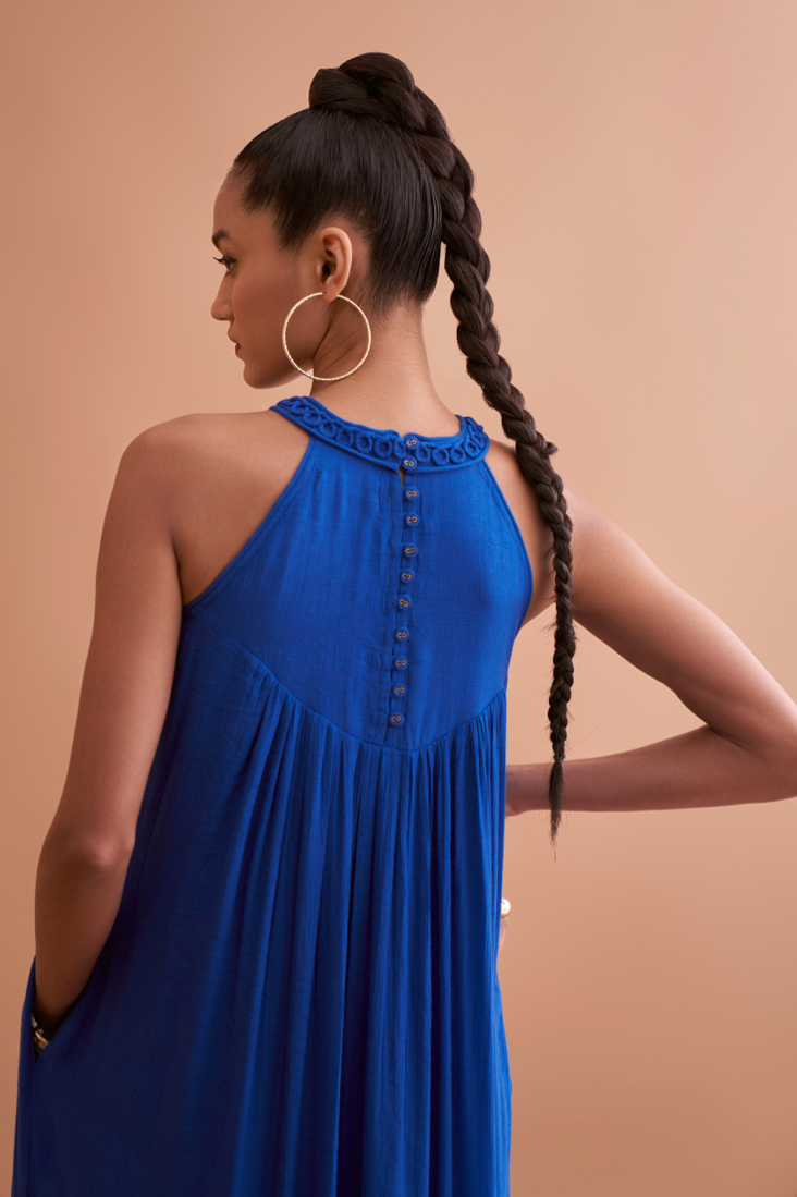 AMALFI SOLID BLUE TEXTURED RAYON CREPE SLEEVELESS MAXI DRESS WITH HAND EMBROIDERED NECK