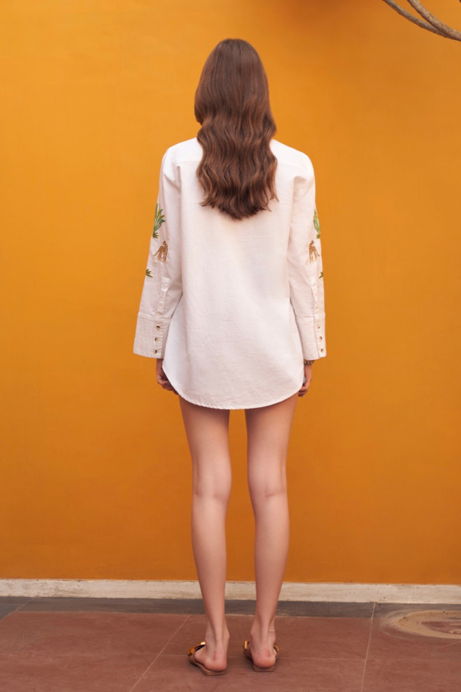 RANTHAMBORE WHITE LINEN HAND EMBROIDERED STATEMENT SUMMER SHIRT WITH FULL SLEEVES