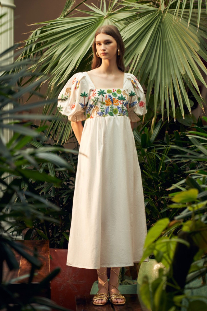 RANTHAMBORE WHITE COLOR LINEN FABRIC MIDI LENGTH STATEMENT DRESS WITH HAND EMBROIDERY AND ELBOW LENGTH SLEEVES