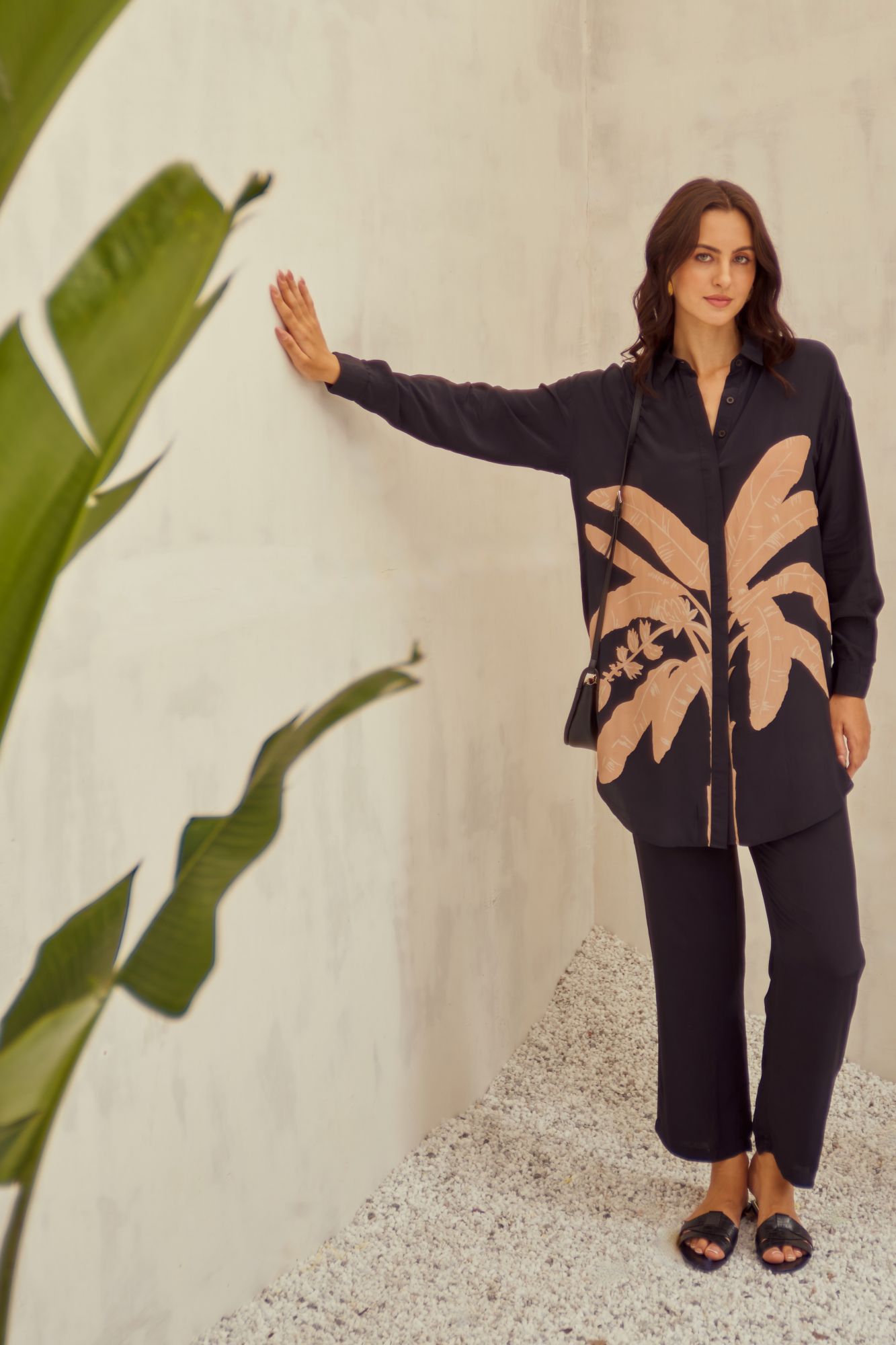 MALIBU-02 BLACK COLOR PLACEMENT PRINT VISCOSE CREPE SHIRT TUNIC AND PANTS CO-ORD SET