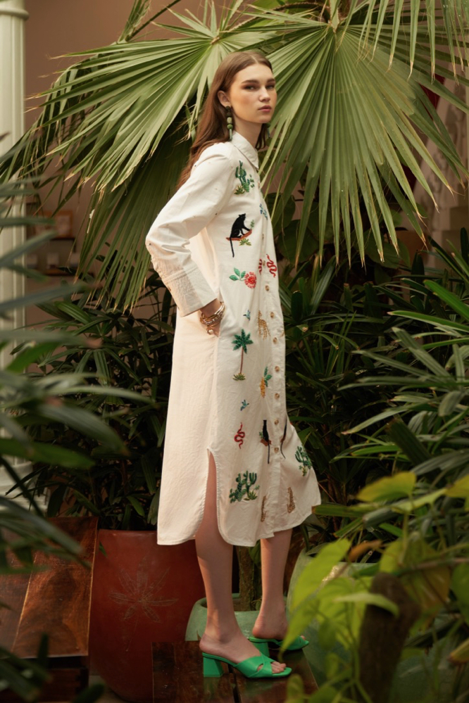 RANTHAMBORE WHITE LINEN FABRIC HAND EMBROIDERED STATEMENT SHIRT DRESS WITH SEPARATE SLIP LINING DRESS