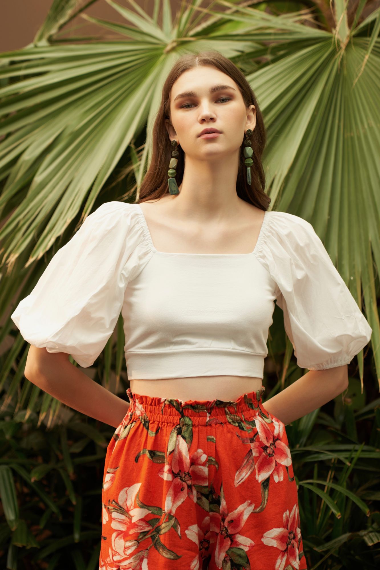 SOLID WHITE CROP TOP WITH KNITS BODY AND COTTON POPLIN ELBOW LENGTH SLEEVES