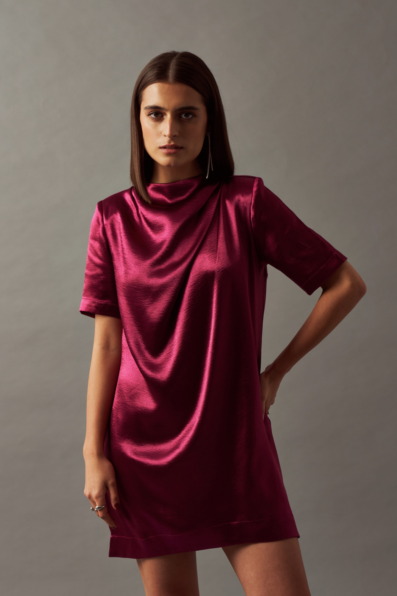 LEILA 02 METALLIC WINE TEXTURED SATIN  FABRIC SHORT LENTH DRAPED DRESS