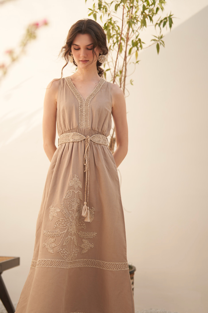 MALIBU BROWN COTTON LINEN MIDI LENGTH SLEEVELESS DRESS WITH JUTE DORI EMBROIDERY EMBROIDERED SASH