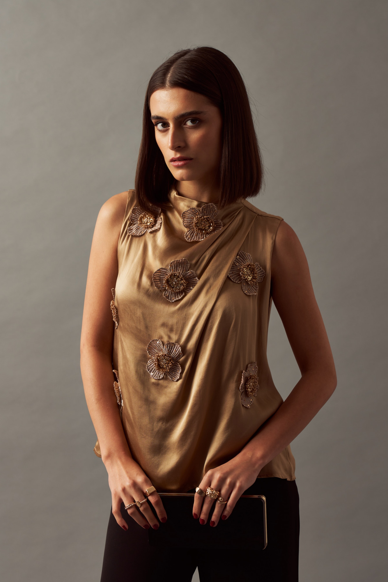 LEILA 02 GOLD COLOR SLEEVELESS HAND EMBROIDERED FLOWER TOP