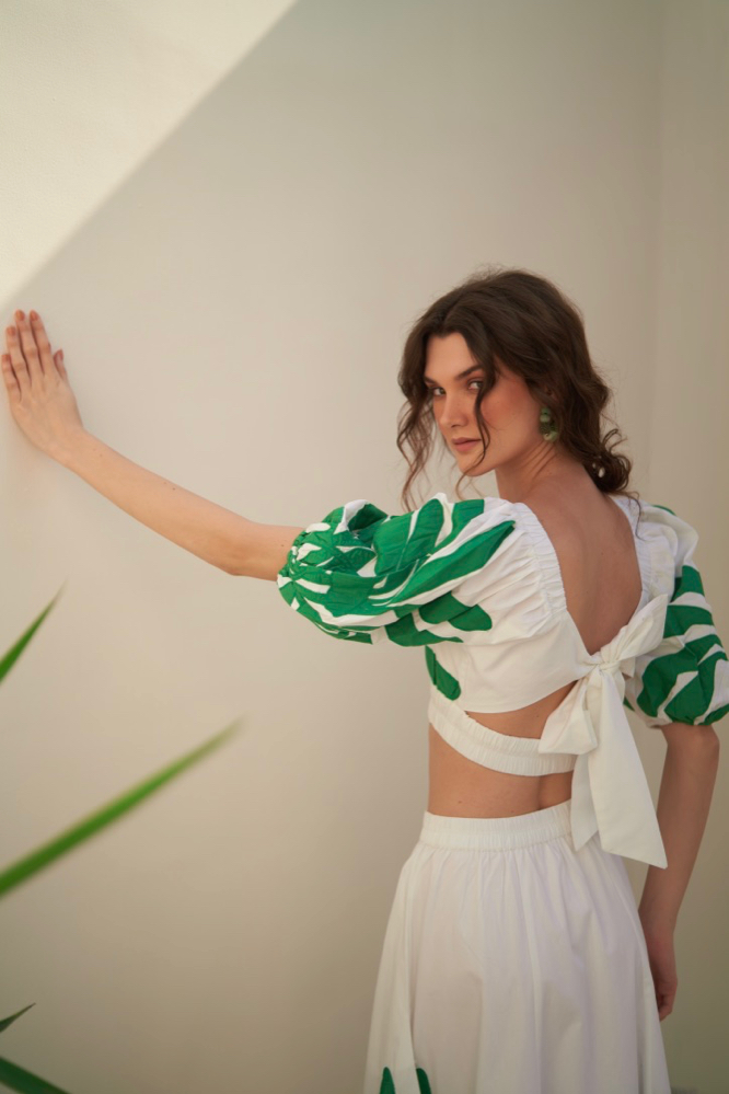 MALIBU WHITE COTTON POPLIN TOP AND SKIRT CO-ORDINATE WITH GREEN COLOR PALM TREE APPLIQU EMBROIDERY