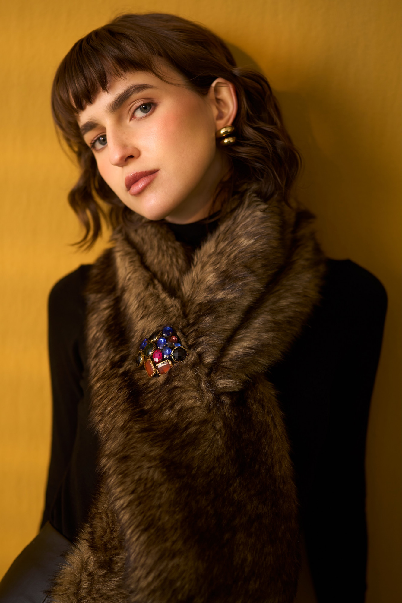 NOMADS DIRTY BROWN FAUX FUR JEWEL WINTER STOLE