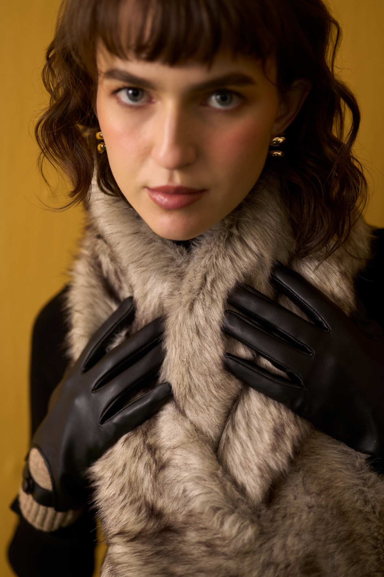 NOMADS DIRTY GREY FAUX FUR WINTER STATEMENT STOLE