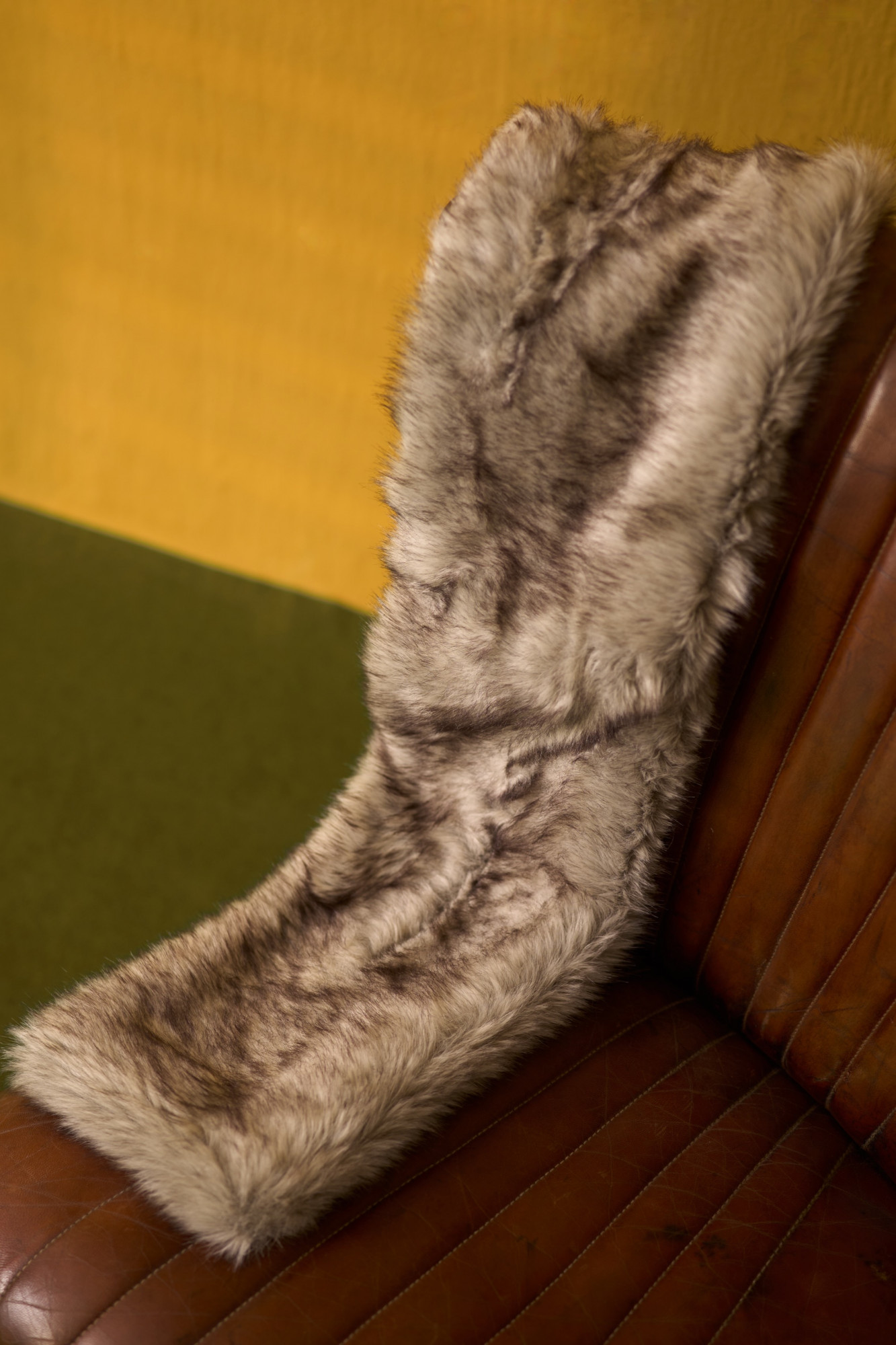 NOMADS DIRTY GREY FAUX FUR WINTER STATEMENT STOLE