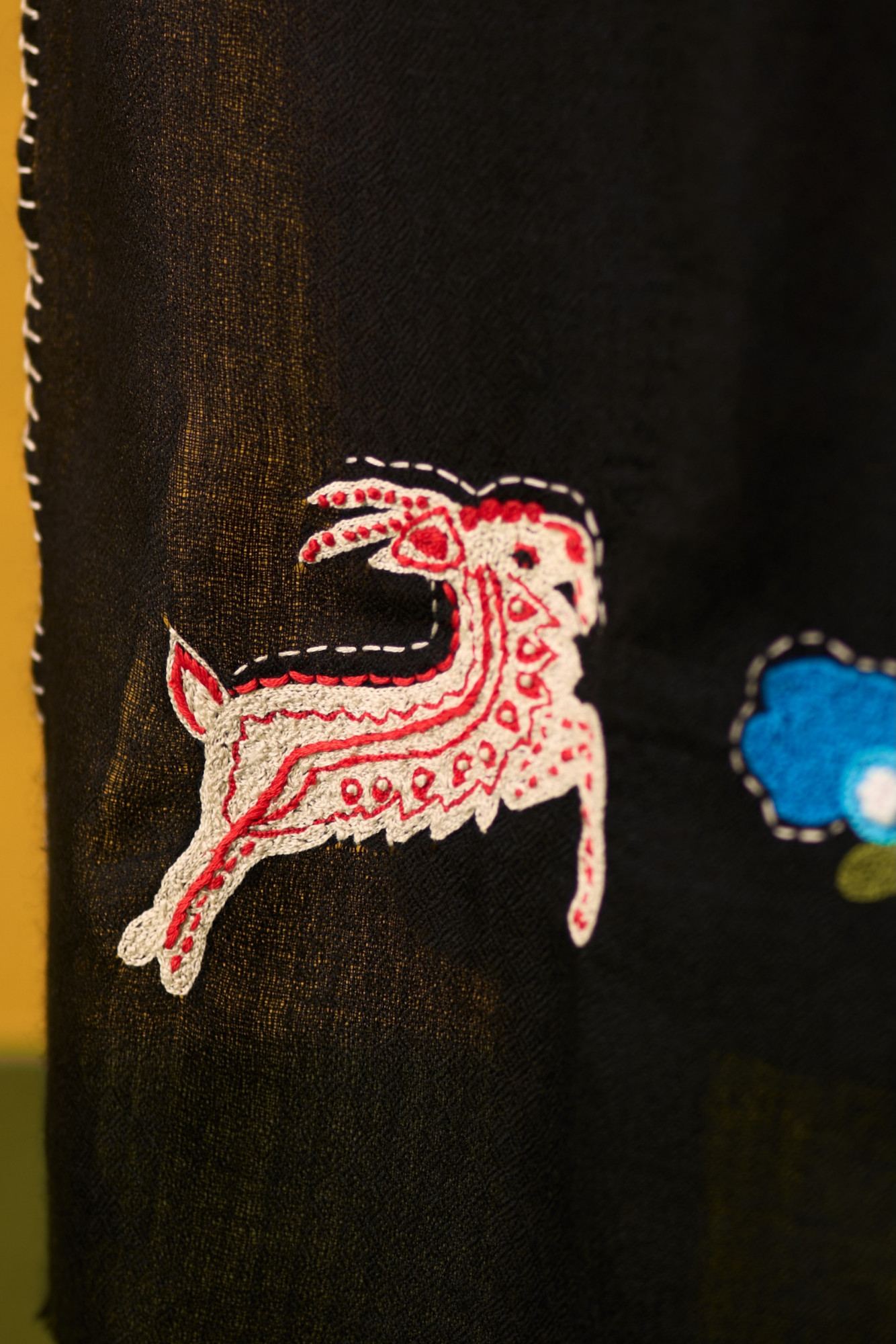 NOMADS BLACK CASHMERE FLORA FAUNA EMBROIDERED STOLE