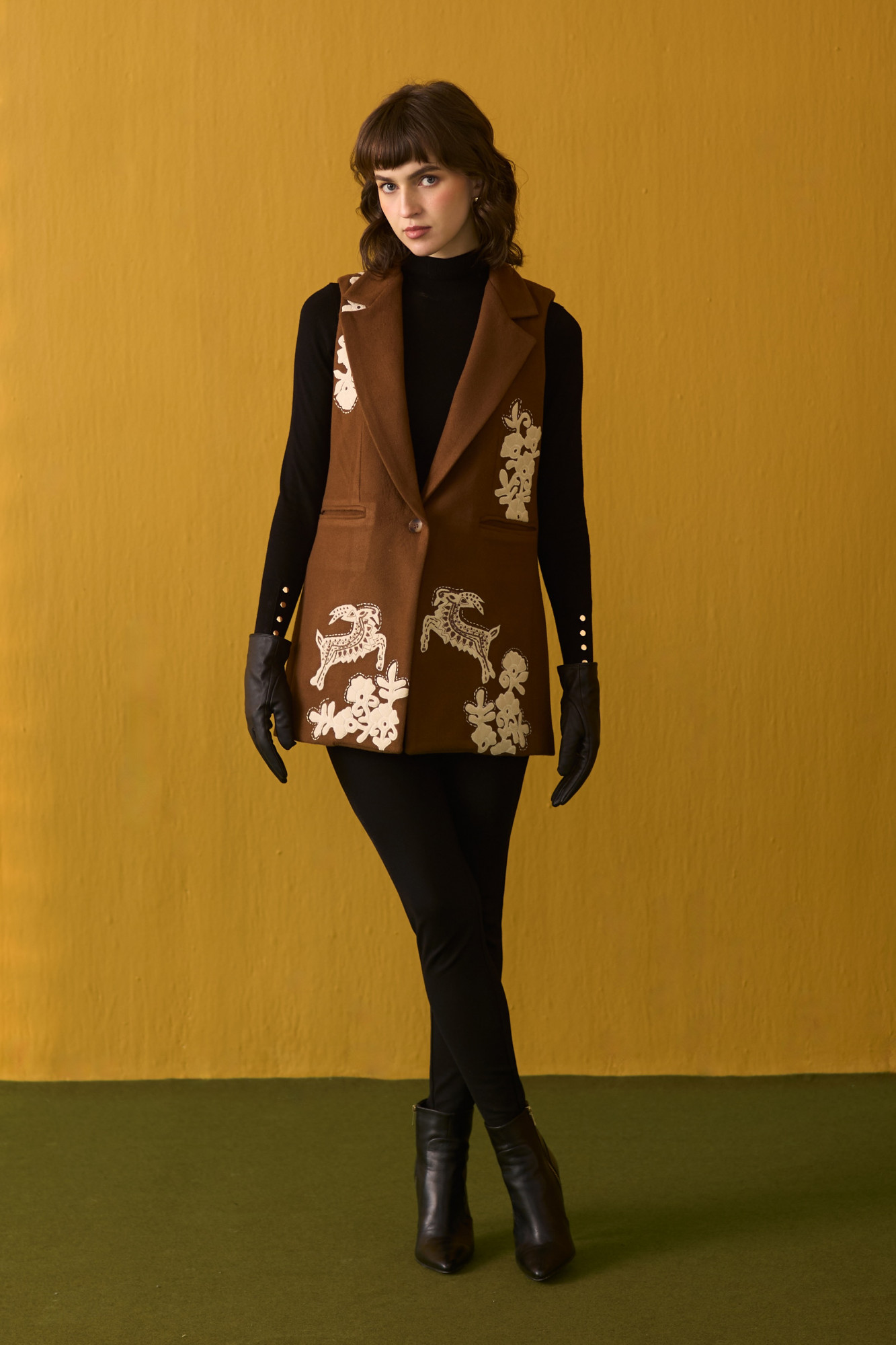 DROKPA BROWN FELT FLORA  FAUNA EMBROIDERED SLEEVELESS JACKET