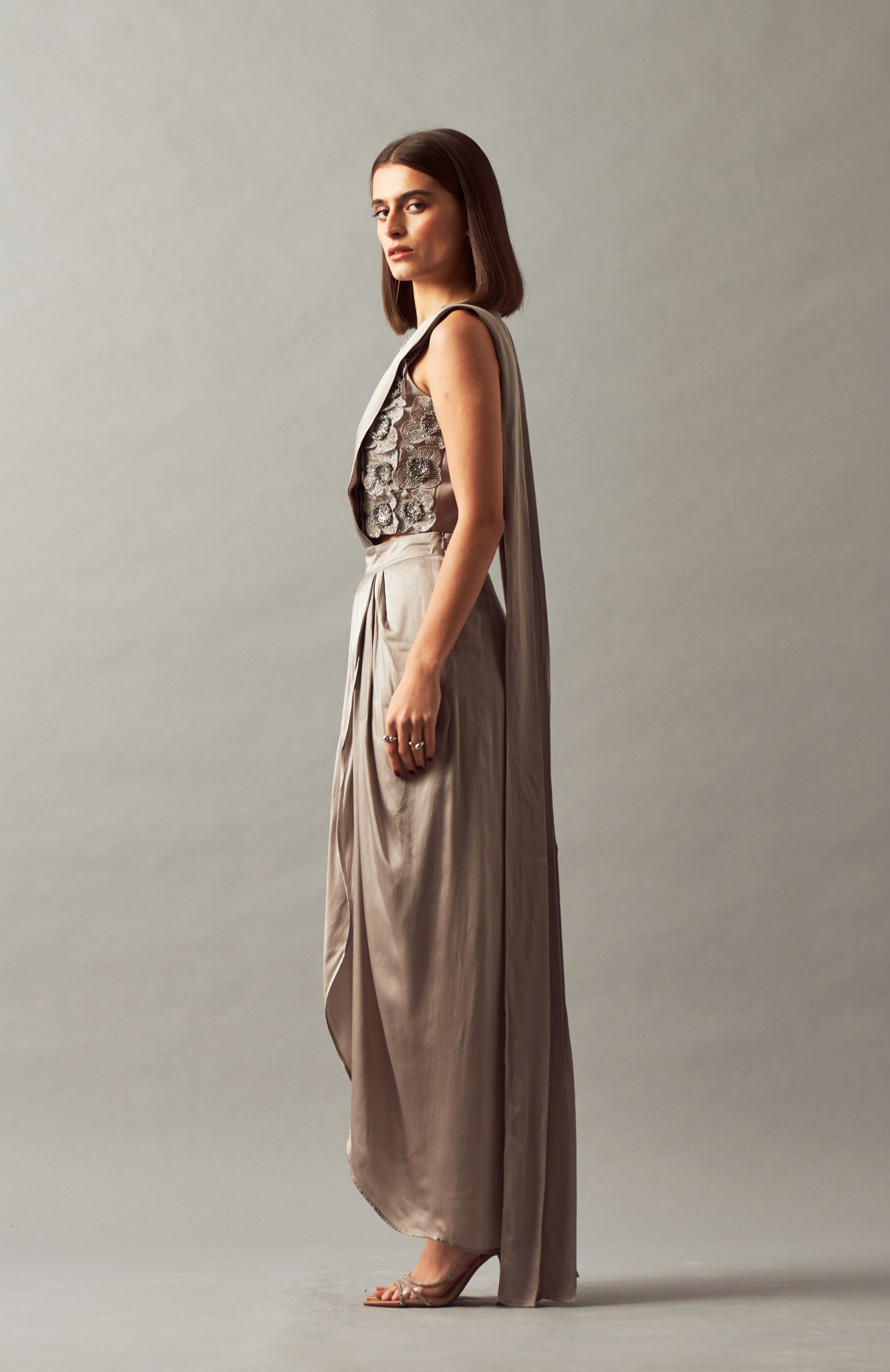 LEILA 02 SILVER FULLY HAND EMBROIDERED TOP WITH ZIP SARI