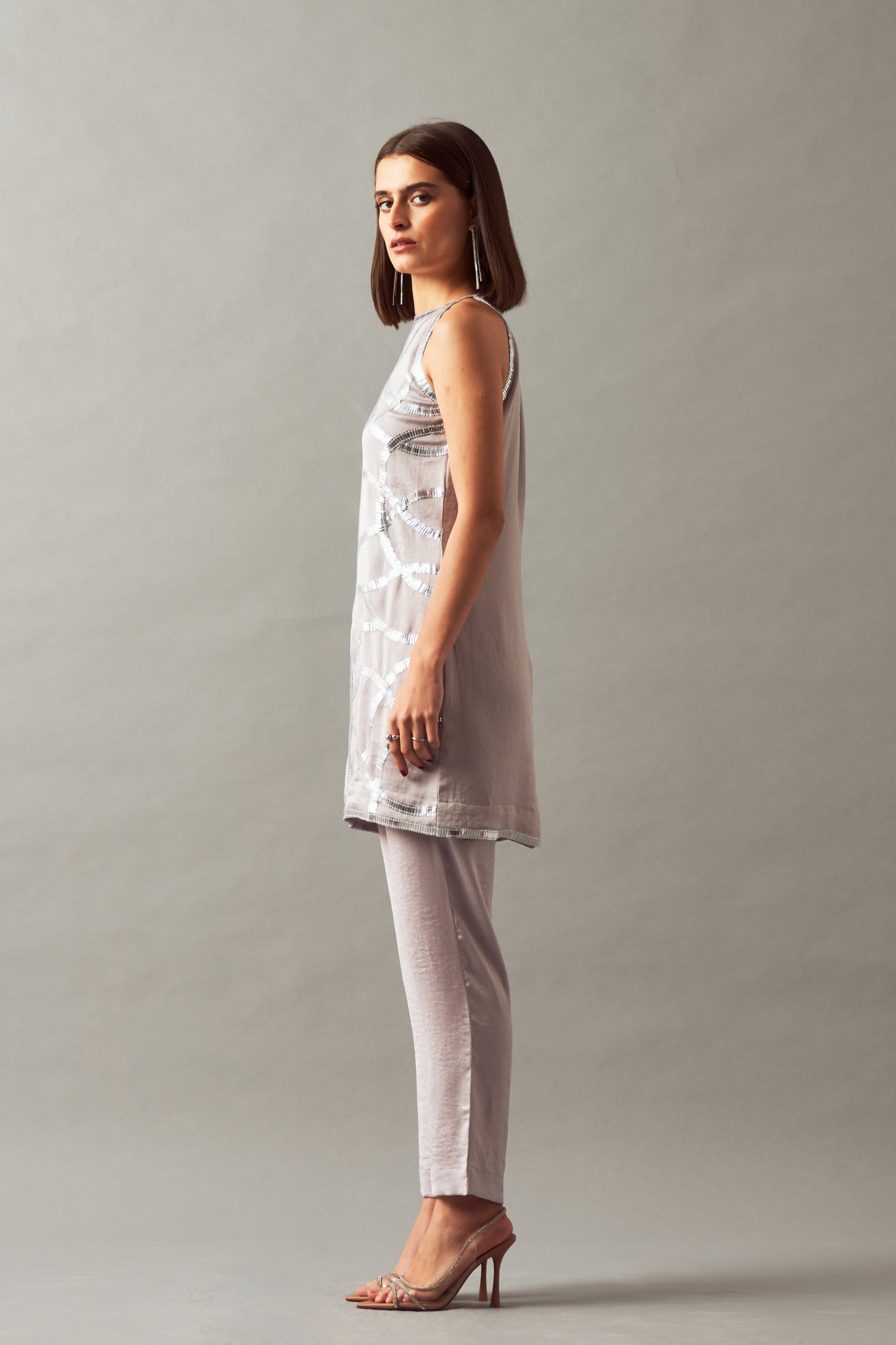 LEILA 02 SILVER HAND EMBROIDERED SLEEVLESS TUNIC AND PANTS CO-ORD SET