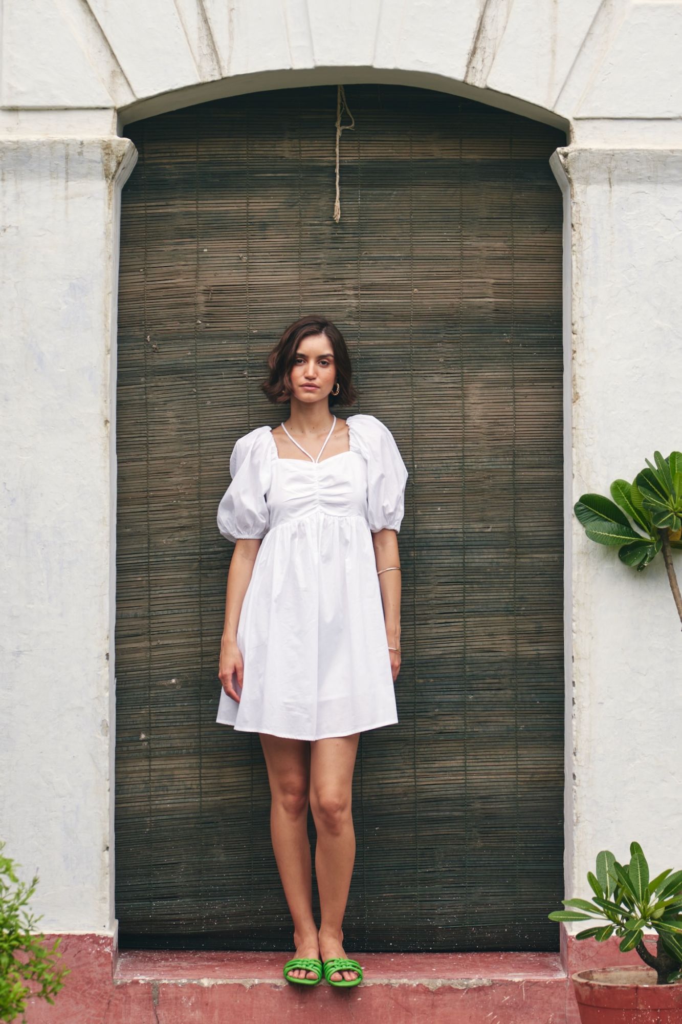 FLORENTINA WHITE COTTON POPLIN MINI LENGTH SUMMER DRESS WITH ELBOW LENGTH SLEEVES