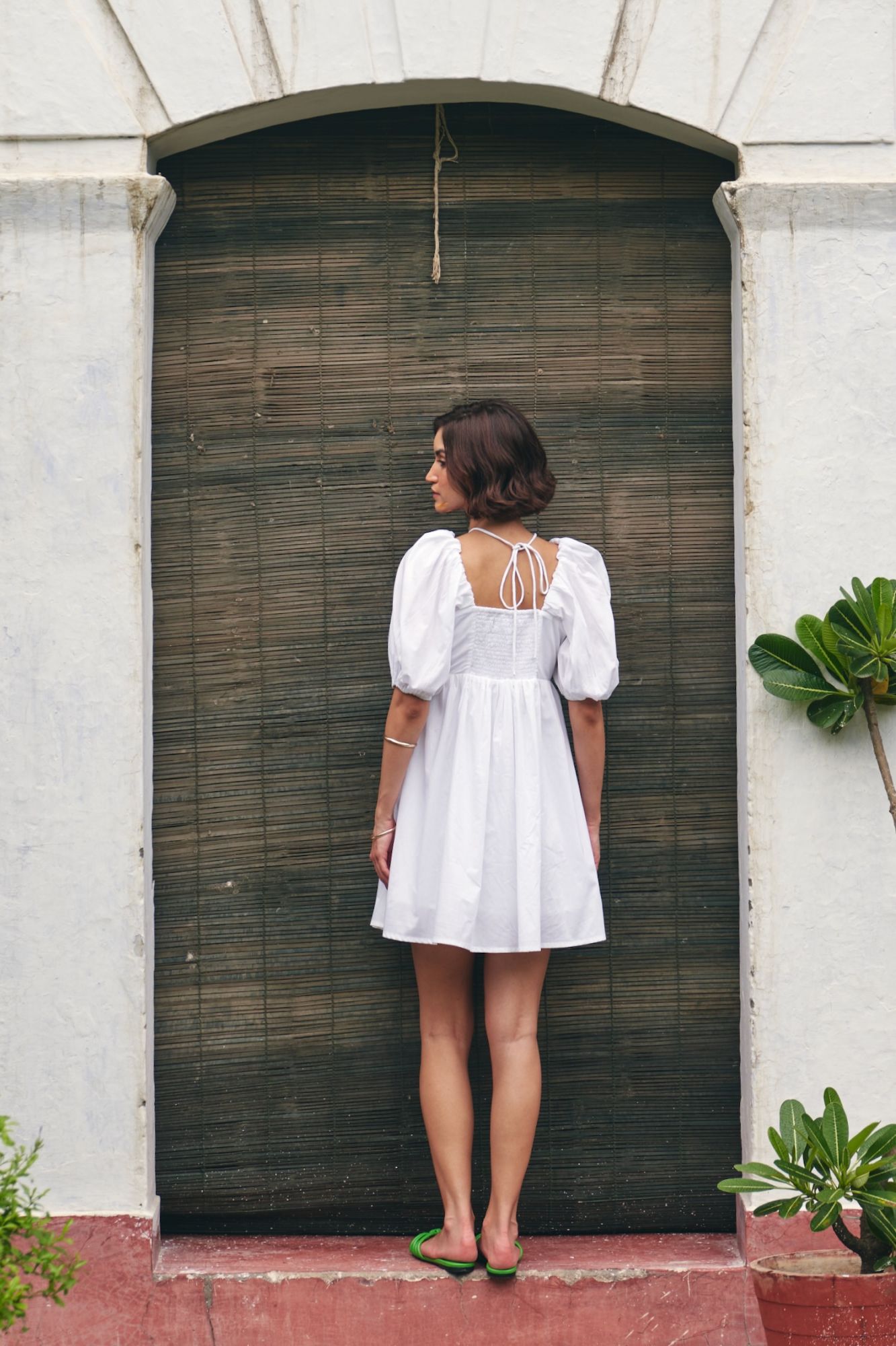 FLORENTINA WHITE COTTON POPLIN MINI LENGTH SUMMER DRESS WITH ELBOW LENGTH SLEEVES