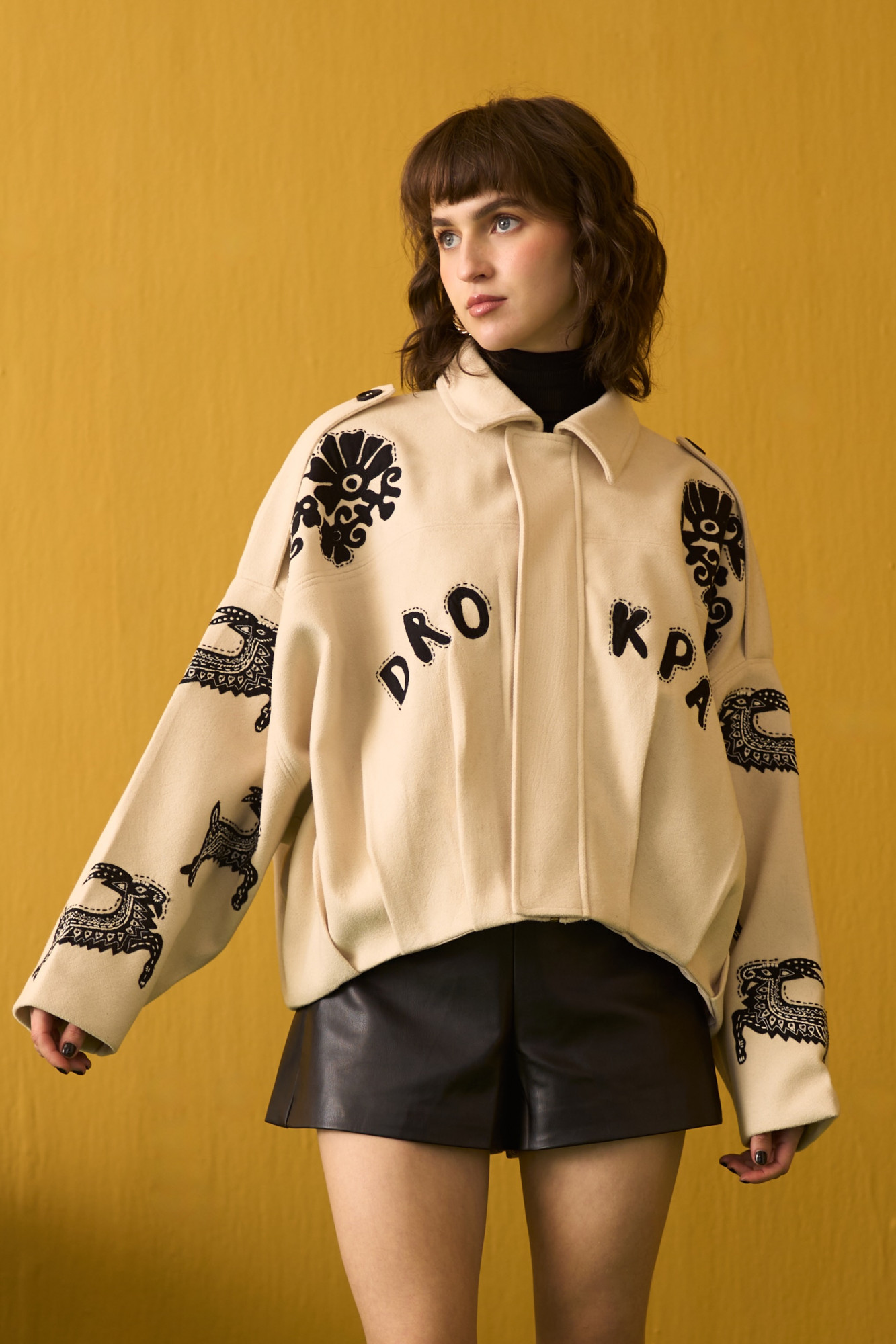 DROKPA CREAM FELT FLORA FAUNA EMBROIDERED JACKET
