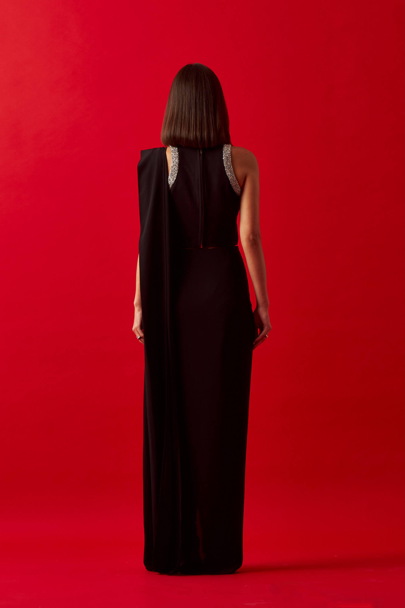 LEILA 02 BLACK JEWELLED NECK CROPPED LENGTH TOP WITH ZIP SARI