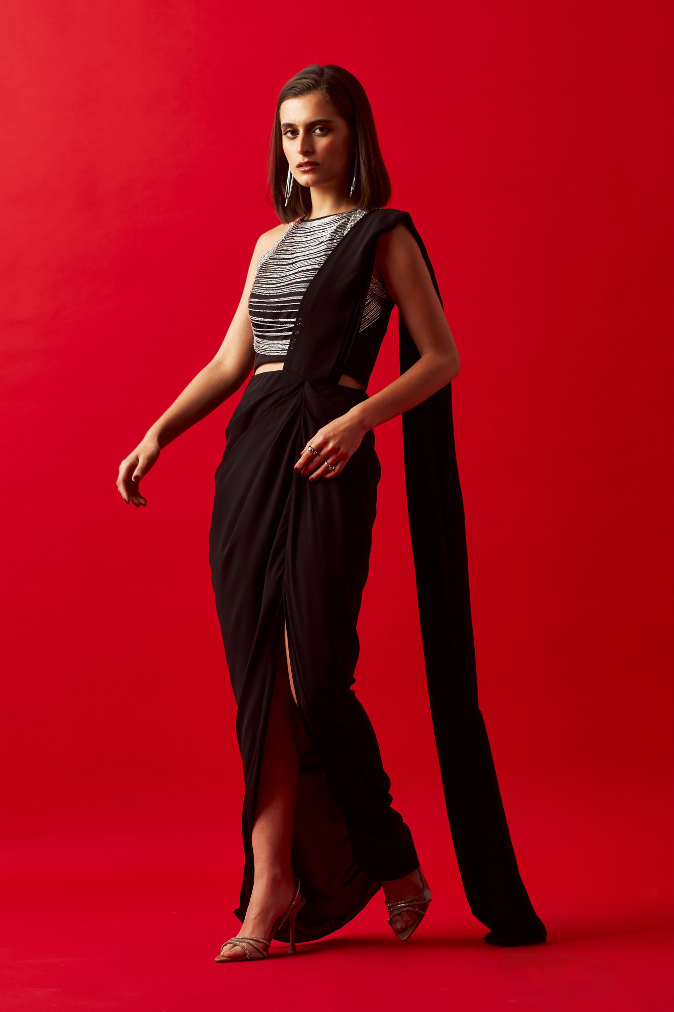 LEILA 02 BLACK JEWELLED NECK CROPPED LENGTH TOP WITH ZIP SARI