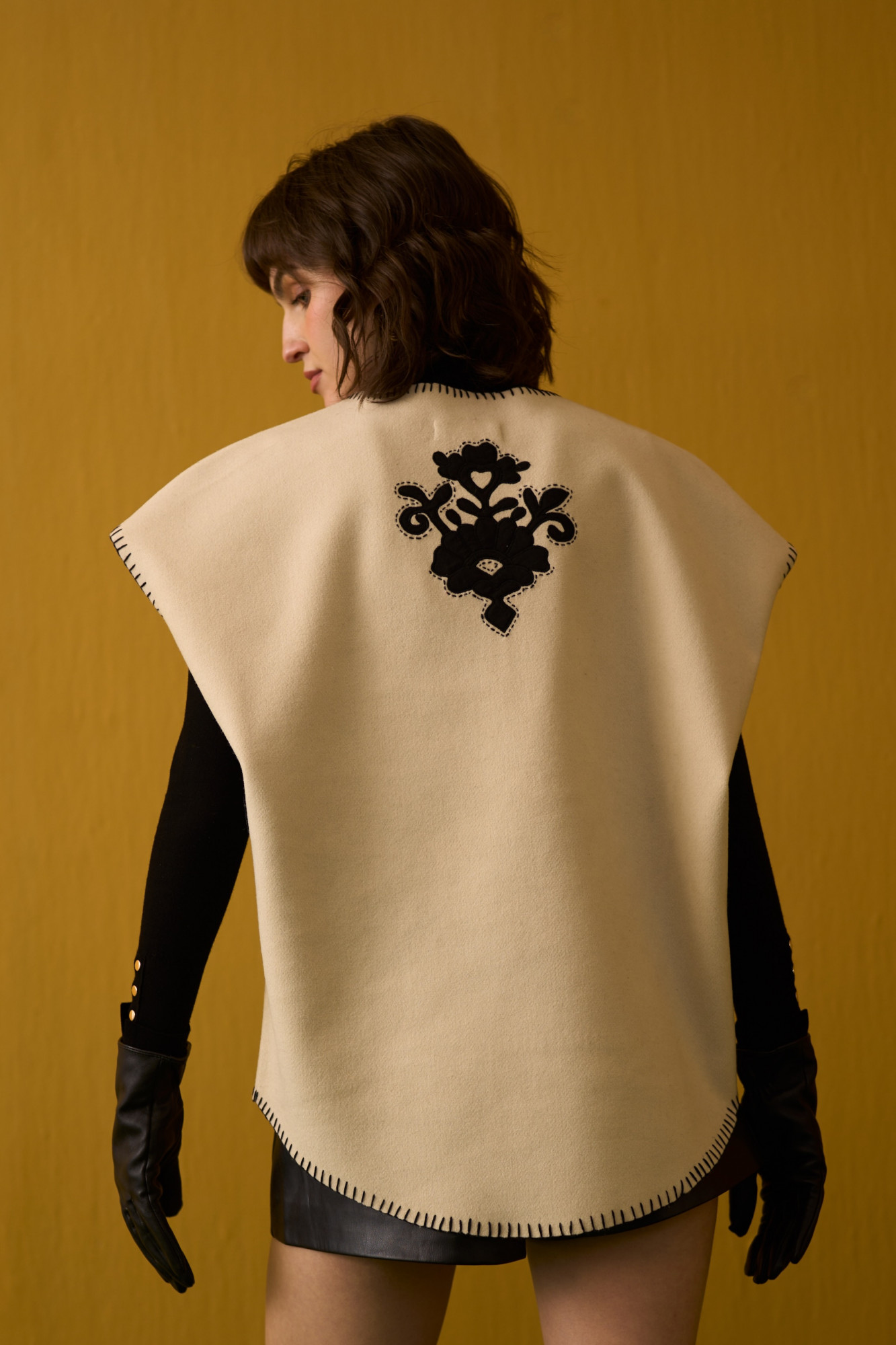 NOMADS CREAM COLOR FELT FLORA FAUNA EMBROIDERED OVERLAY TOP