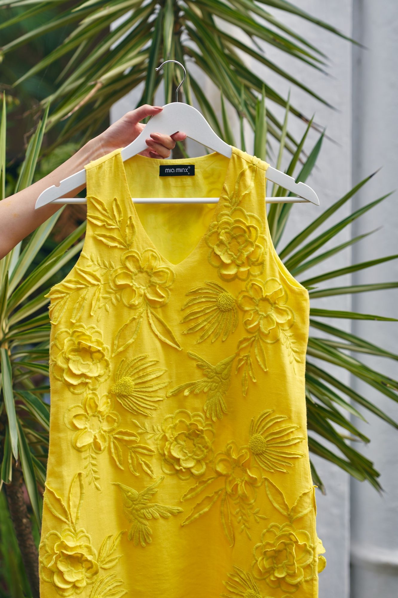 FLORENTINA YELLOW COLOR PURE LINEN ALL OVER FLORAL EMBROIDERY KNEE LENGTH SLEEVELESS V-NECK SHIFT DRESS