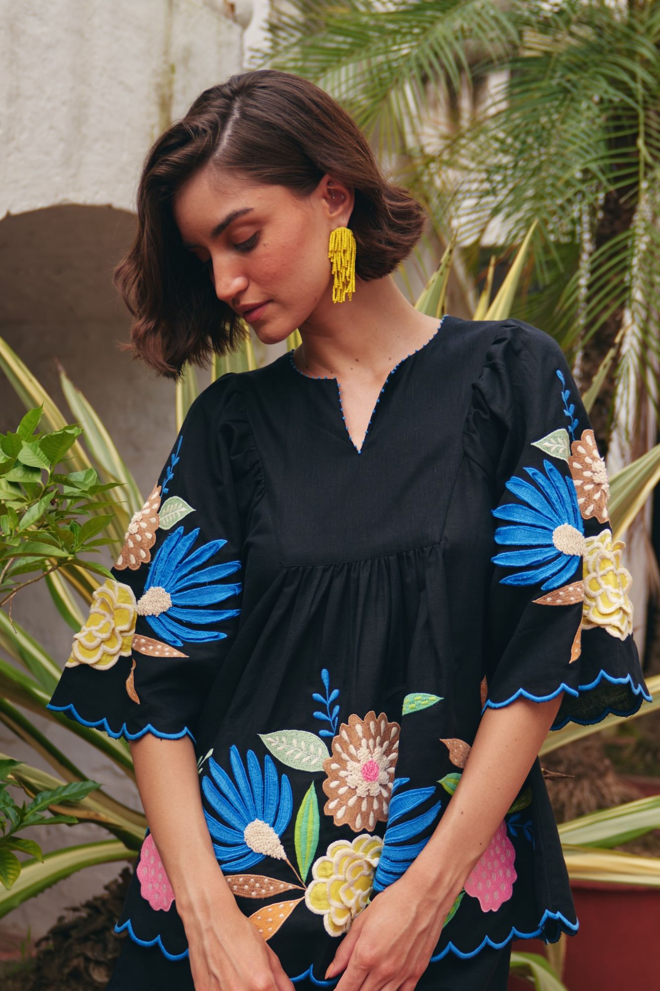 FLORENTINA BLACK COLOUR SUMMER LINEN TOP WITH SLEEVES AND MULTI COLOR EMBROIDERY