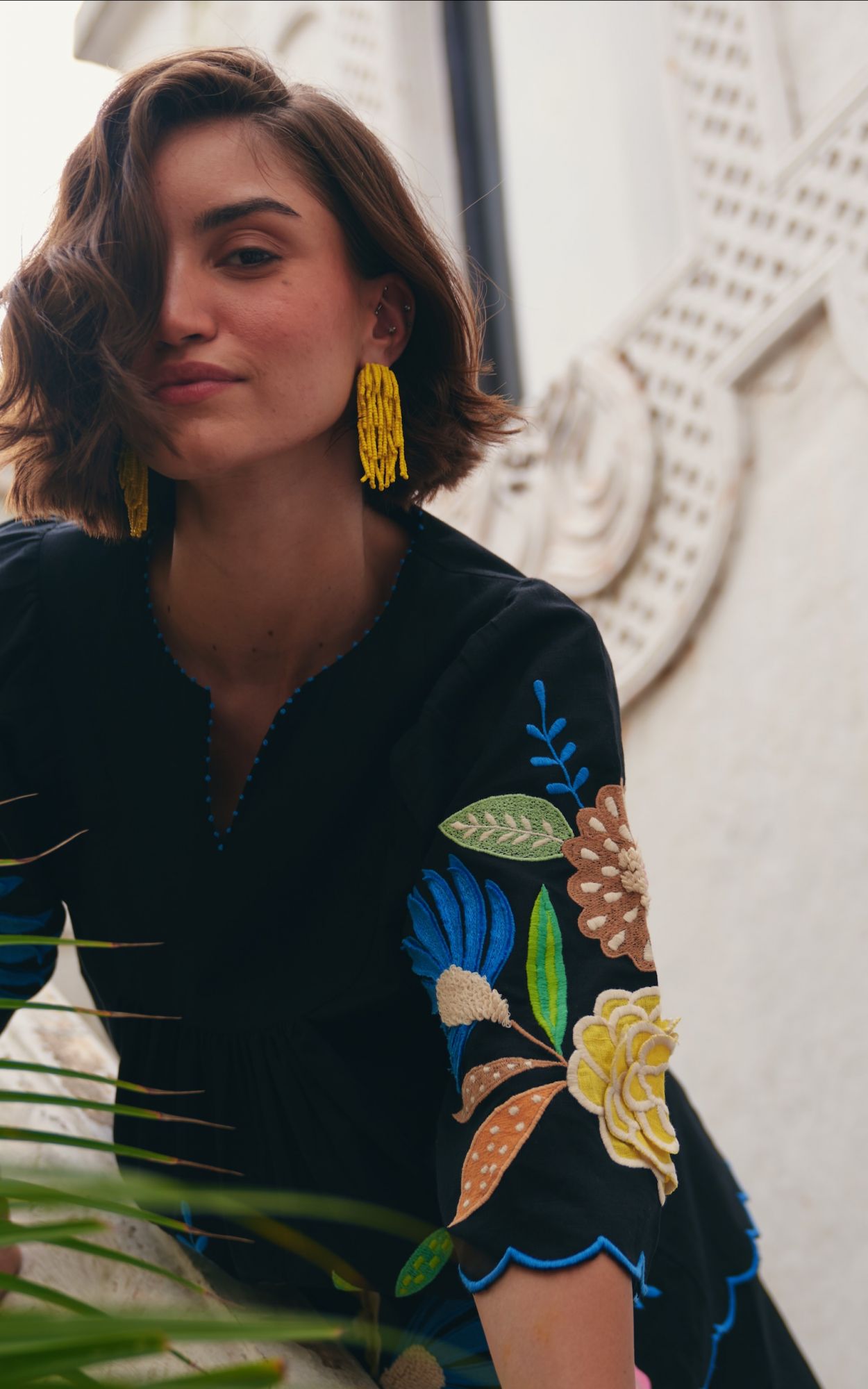 FLORENTINA BLACK COLOUR SUMMER LINEN TOP WITH SLEEVES AND MULTI COLOR EMBROIDERY