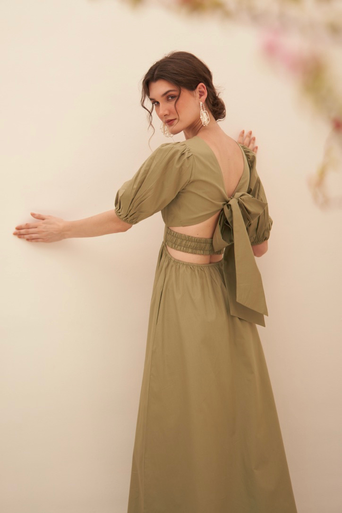 MALIBU LIGHT OLIVE COTTON POPLIN SUMMER MIDI LENGTH DRESS WITH BACK NECK CUT ELBOW LENGTH SLEEVES