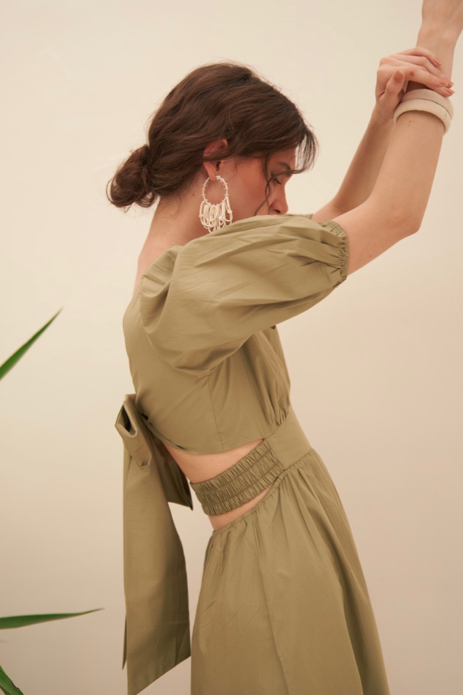 MALIBU LIGHT OLIVE COTTON POPLIN SUMMER MIDI LENGTH DRESS WITH BACK NECK CUT ELBOW LENGTH SLEEVES