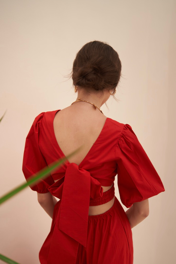 MALIBU COTTON POPLIN RED COLOR MIDI LENGTH SUMMER DRESS WITH ELBOW LENGTH SLEEVES BACK WAIST CUT