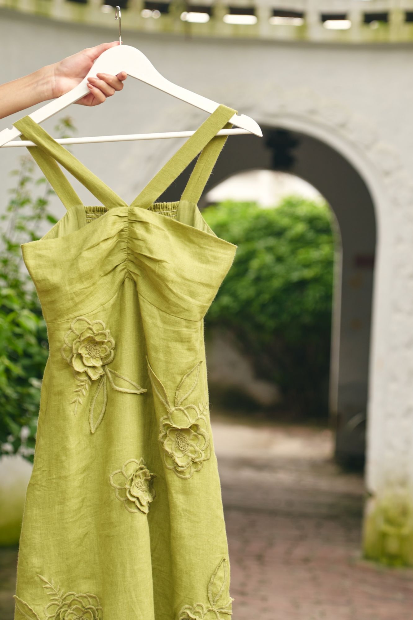 FLORENTINA OLIVE COLOR EMBROIDERED PURE LINEN FABRIC MIDI LENGTH LINED SUMMER DRESS