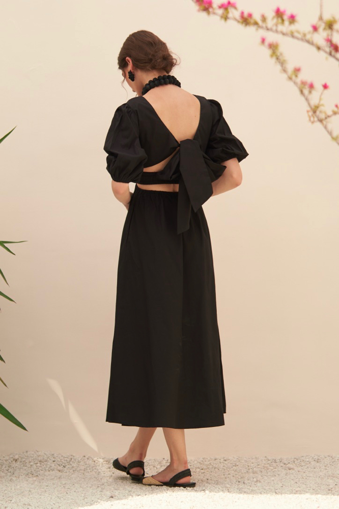 MALIBU COTTON POPLIN BLACK COLOR MIDI LENGTH SUMMER DRESS WITH ELBOW LENGTH SLEEVES BACK WAIST CUT
