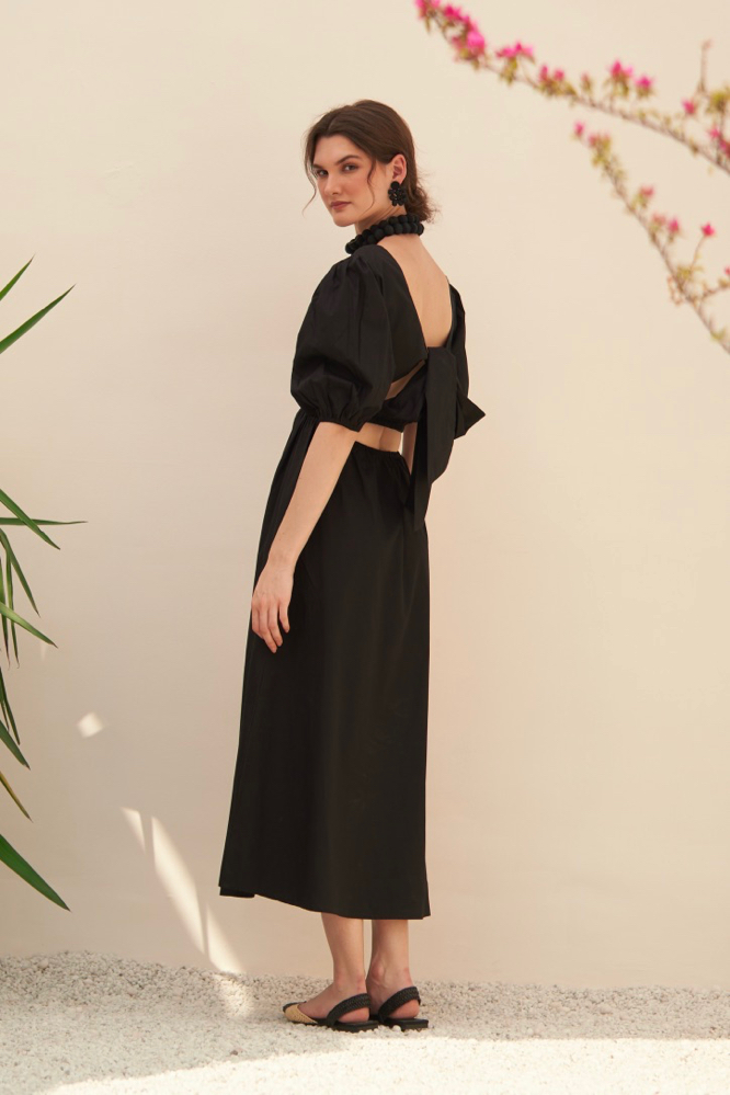 MALIBU COTTON POPLIN BLACK COLOR MIDI LENGTH SUMMER DRESS WITH ELBOW LENGTH SLEEVES BACK WAIST CUT