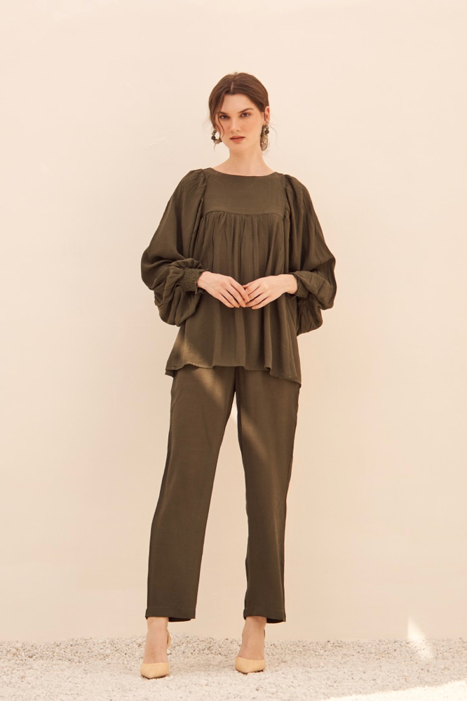 MALIBU TEXTURED RAYON CREPE DARK OLIVE FLARED TOP AND STRAIGHT PANTS FLOWY SUMMER CO-ORDINATE