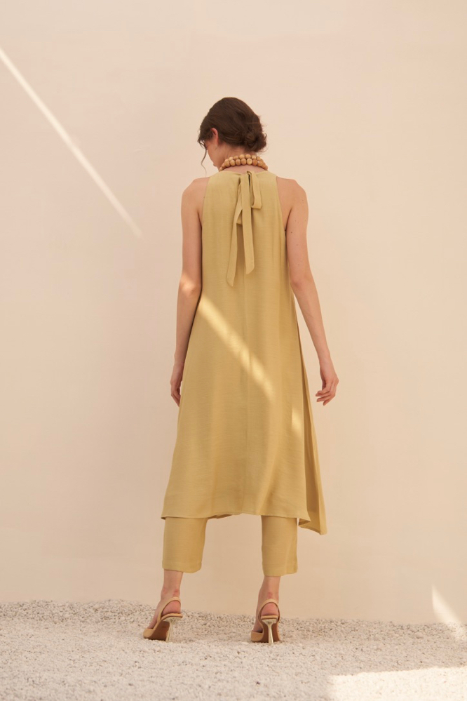 MALIBU MUD YELLOW TEXTURED RAYON CREPE SLEEVELESS LONG TUNIC AND STRAIGHT PANTS SUMMER CO-ORDINATE