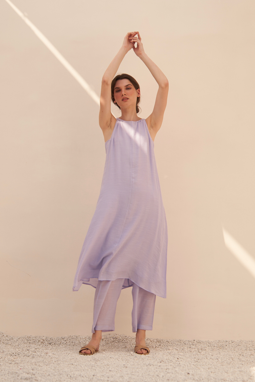 MALIBU MAUVE COLOR TEXTURED RAYON CREPE SLEEVELESS LONG TUNIC WITH ELASTICATED PANTS CO-ORDINATE