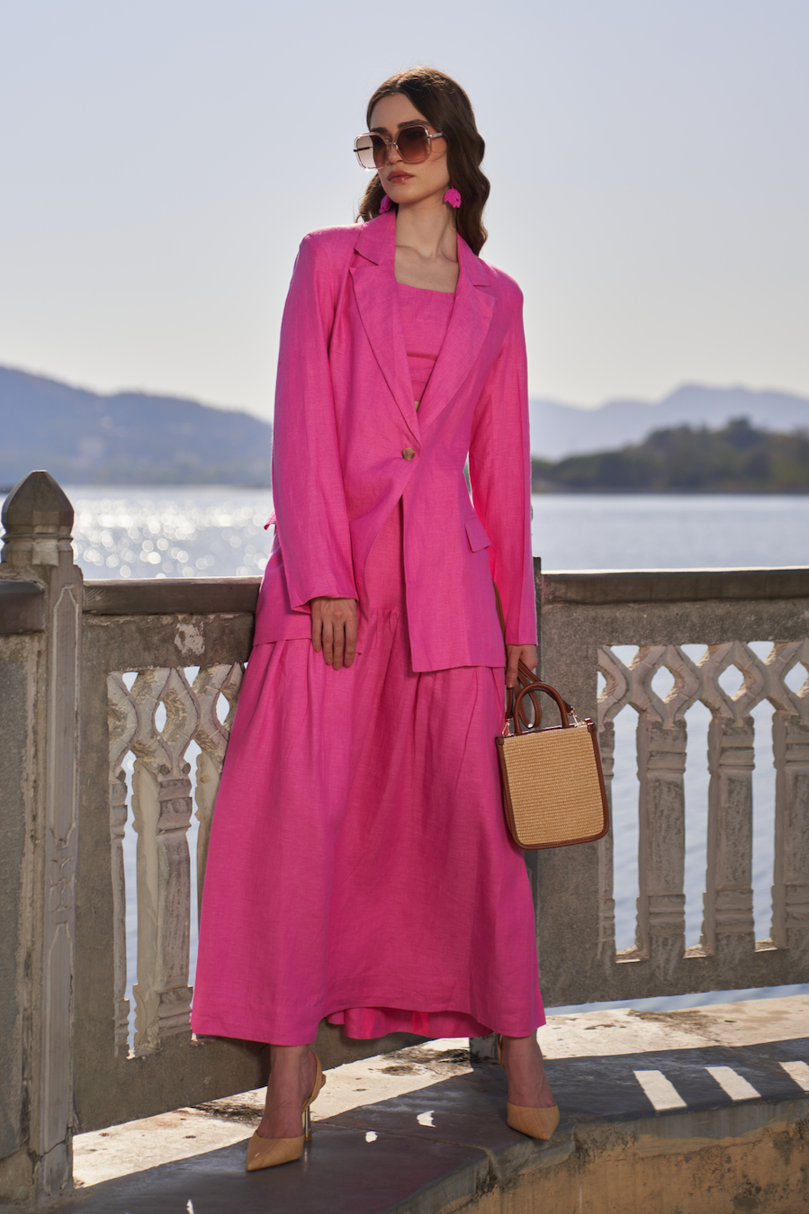 LA FLOR SOLID ROSE PINK COLOR LINEN FABRIC CO-ORDINATE WITH JACKET BUSTIER AND MIDI LENGTH SKIRT