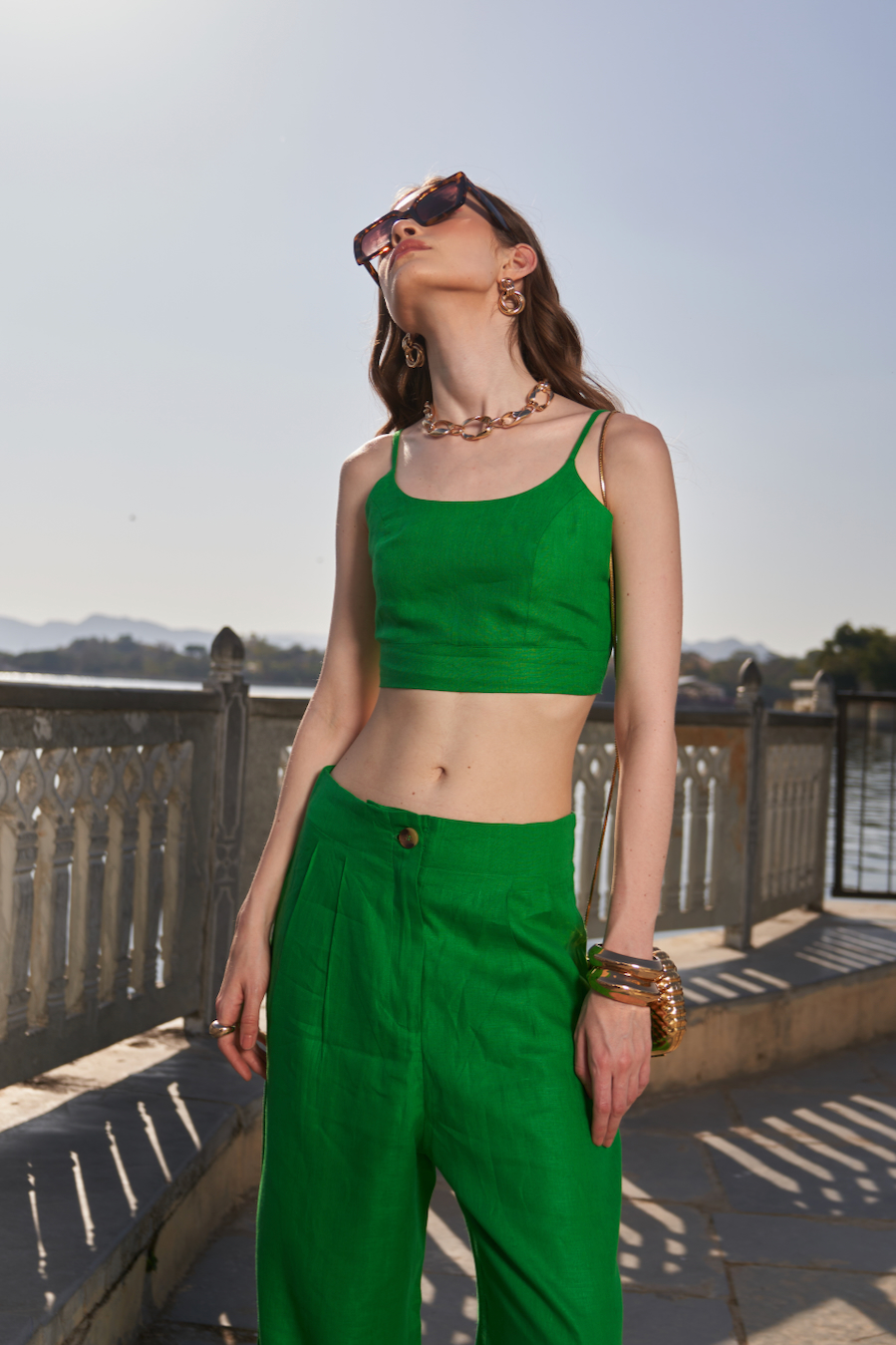 LA FLOR SOLID FOREST GREEN COLOR LINEN FABRIC CROPPED JACKET AND PANT CO-ORDINATE WITH BUSTIER