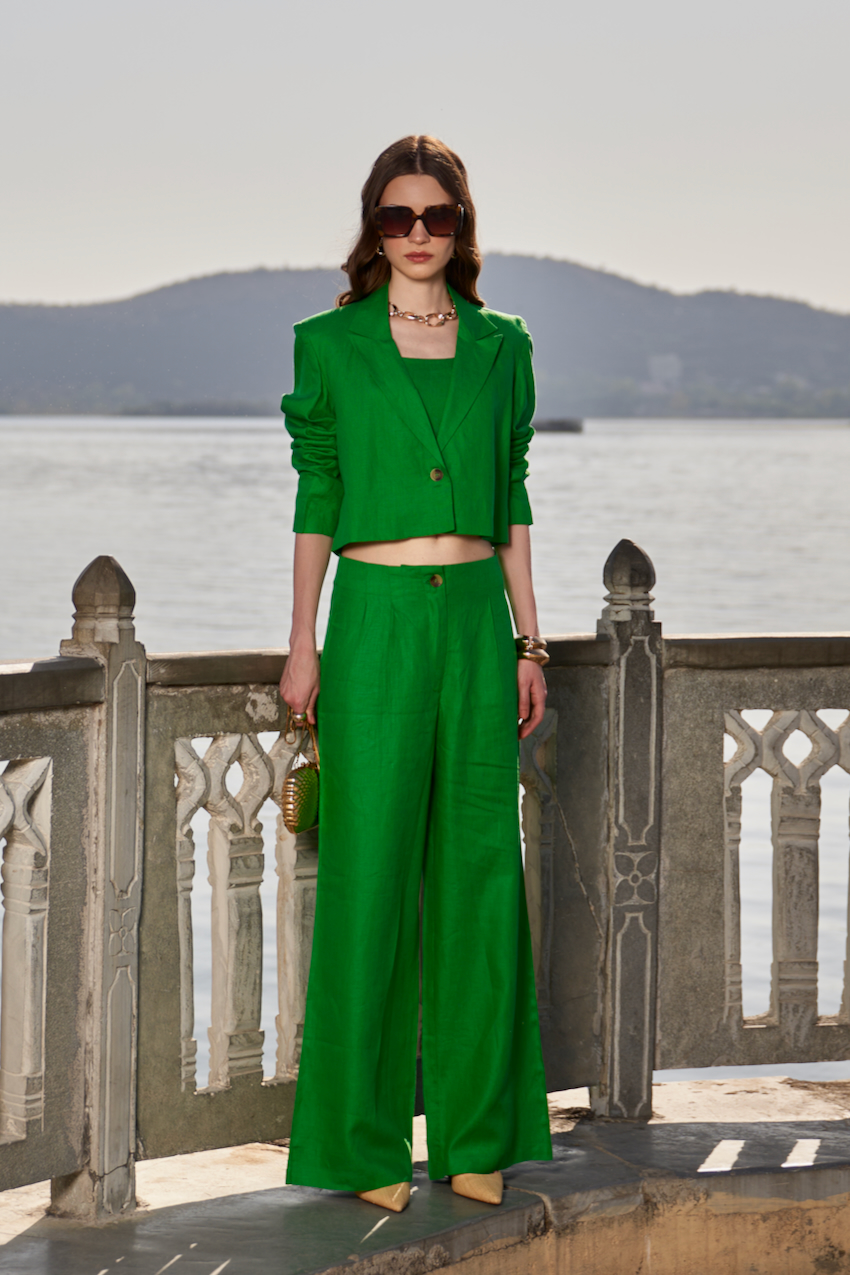 LA FLOR SOLID FOREST GREEN COLOR LINEN FABRIC CROPPED JACKET AND PANT CO-ORDINATE WITH BUSTIER