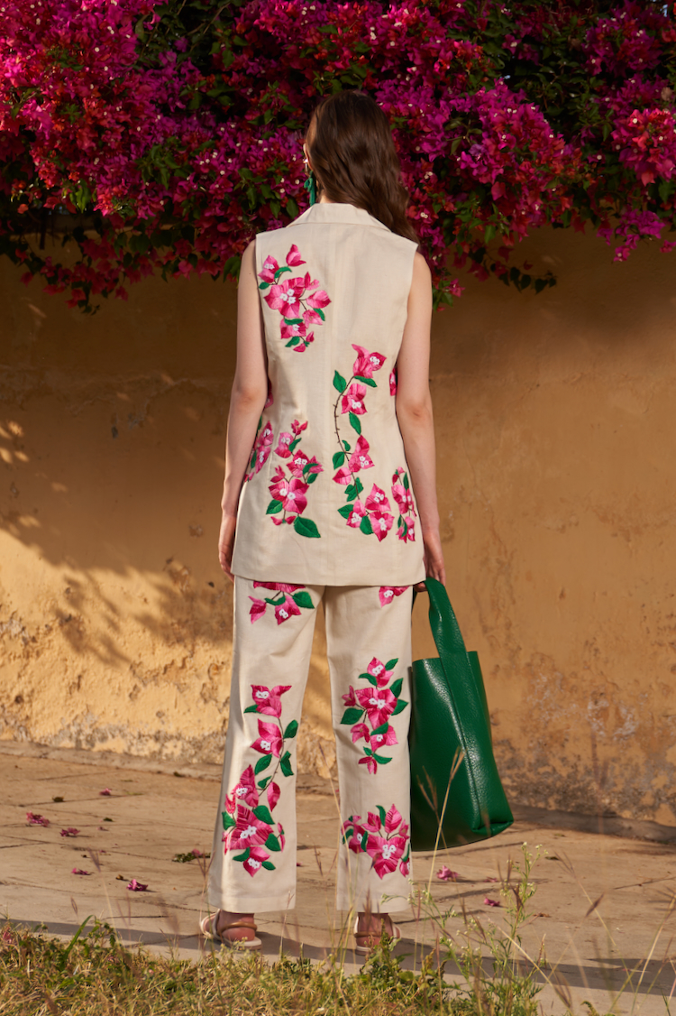 LA FLOR IVORY COLOR BOUGAINVILLEA CHUNKY HAND EMBROIDERED LINEN CO-ORD WITH SLEEVELESS JACKET BUSTIER AND PANTS