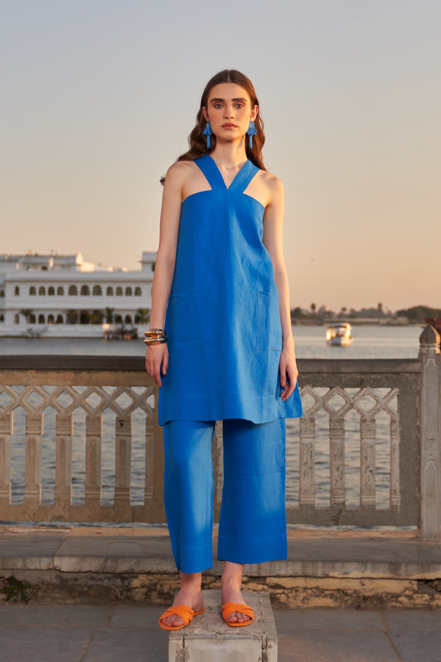 LA FLOR SOLID COBALT BLUE COLOR LINEN FABRIC HALTER NECK TUNIC AND PANTS CO-ORDINATE