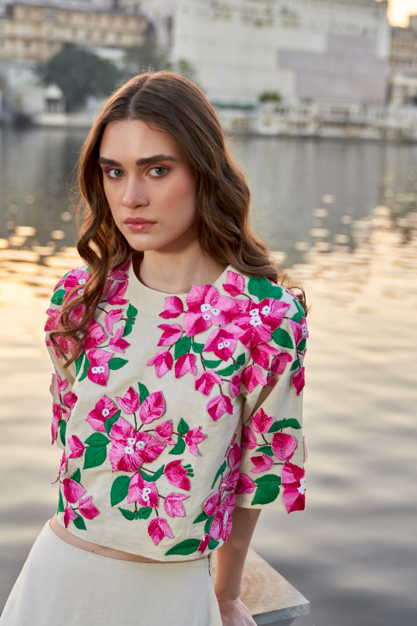 LA FLOR IVORY COLOR BOUGAINVILLEA THREE DIMENSIONAL CHUNKY HAND EMBROIDERED CROPPED LENGTH LINEN TOP
