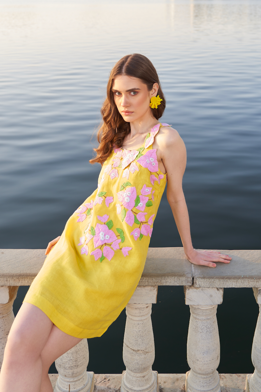 LA FLOR BOUGAINVILLEA CHUNKY HAND EMBROIDERED YELLOW LINEN KNEE LENGTH SLEEVELESS SHIFT DRESS