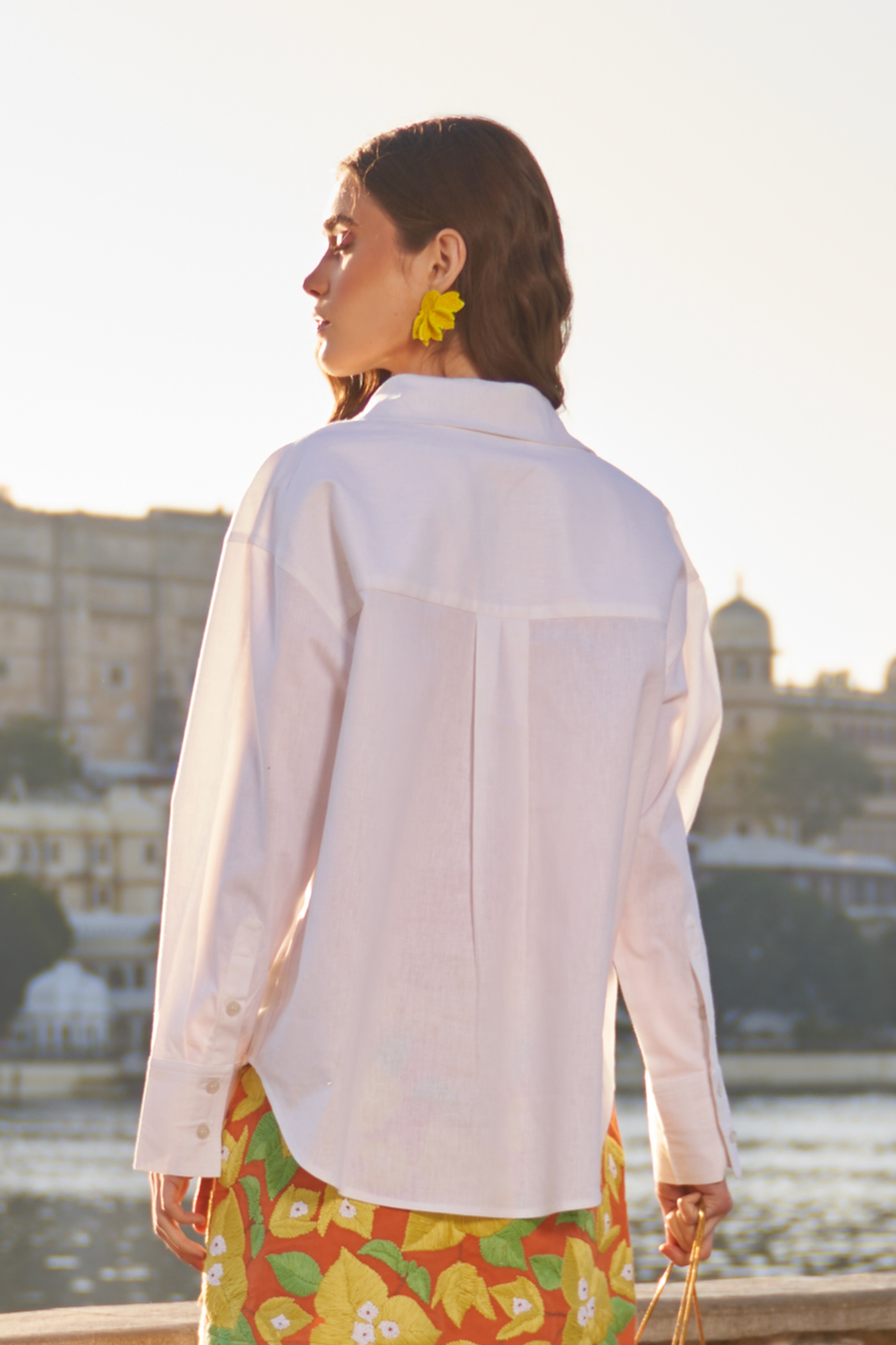 LA FLOR SOLID WHITE COLOR LINEN FABRIC COLLARED SUMMER SHIRT