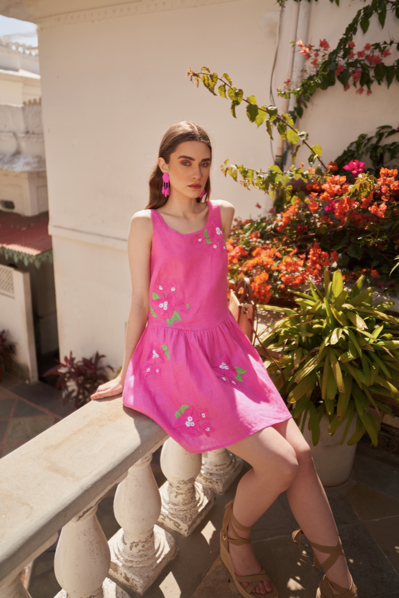 LA FLOR BOUGAINVILLEA CHUNKY HAND EMBROIDERED PINK COLOR LINEN FABRIC THIGH LENGTH SLEEVELESS DRESS