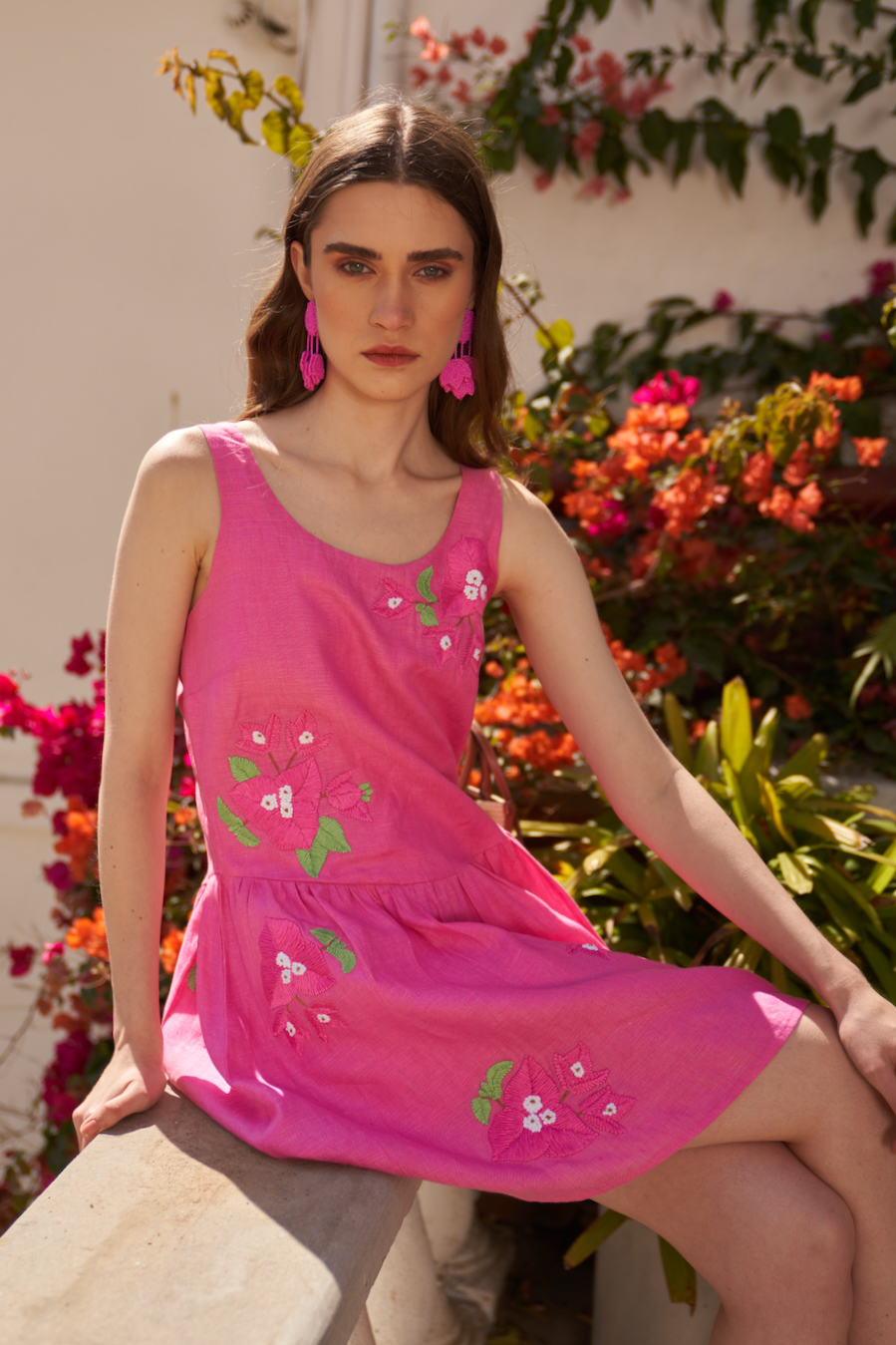LA FLOR BOUGAINVILLEA CHUNKY HAND EMBROIDERED PINK COLOR LINEN FABRIC THIGH LENGTH SLEEVELESS DRESS