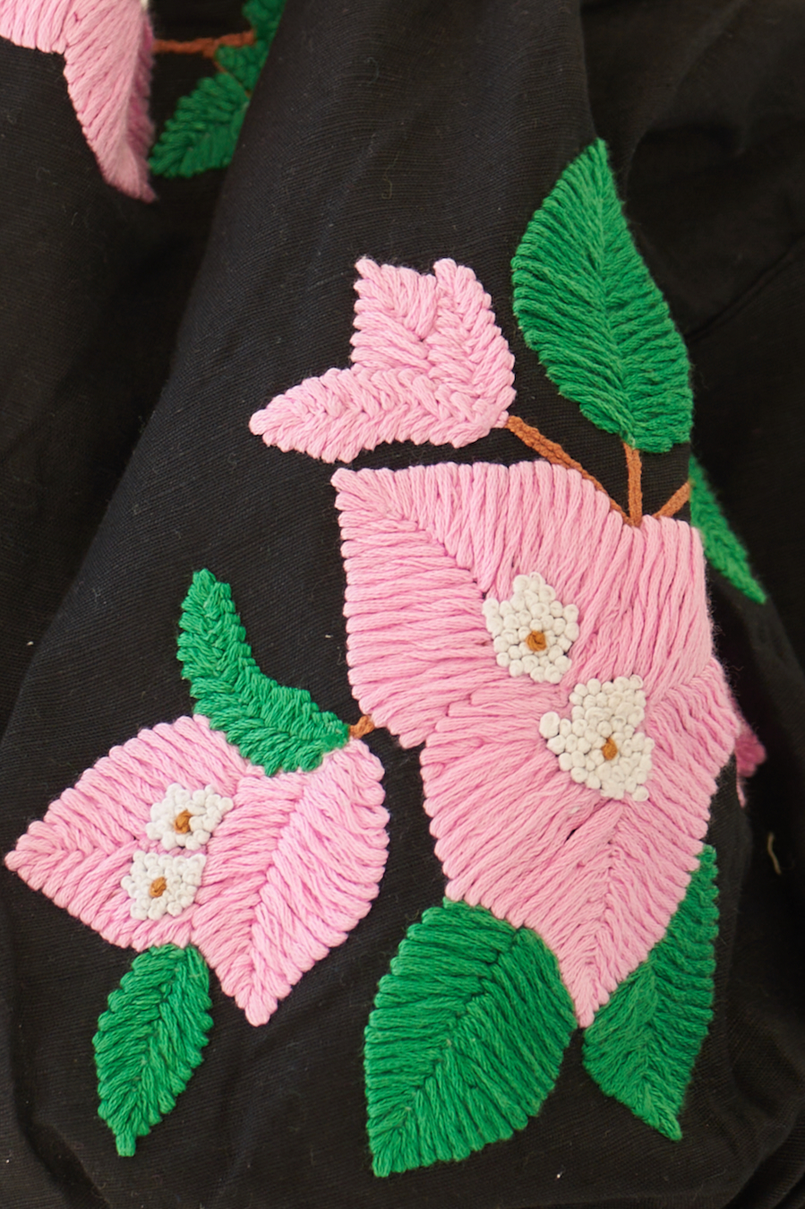 LA FLOR BLACK COLOR LINEN KNOT EMBROIDERY CROP BALLOON TOP WITH BOUGAINVILLEA CHUNKY HAND EMBROIDERED PANTS